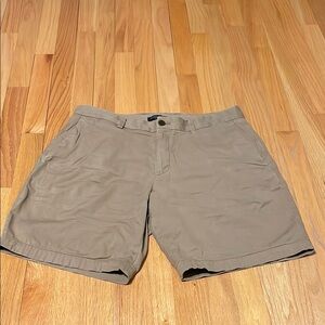 Men's Banana Republic Khaki Aiden Shorts